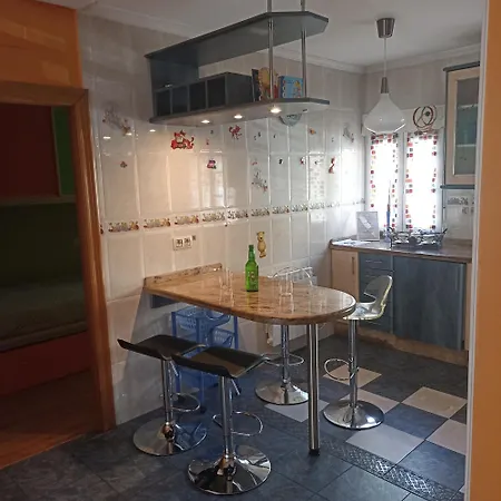 Piso Yade En Oviedo, Proximo A Vegas Con Parking Y Wifi 아파트 오비에도